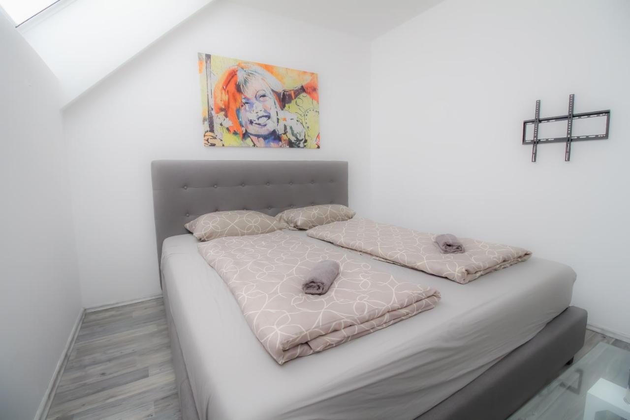 Private Triple Bedroom In Shared Apartment Dw171-4 Wien Eksteriør bilde